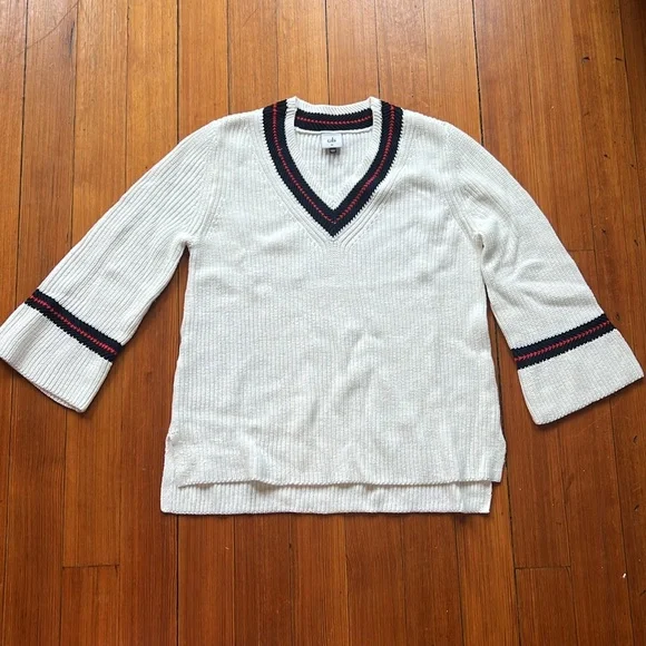 NWT Cabi Sweater - Picture 3 of 5